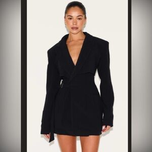 Pretty Little Thing PLT Label Black Tie Side Blazer Dress